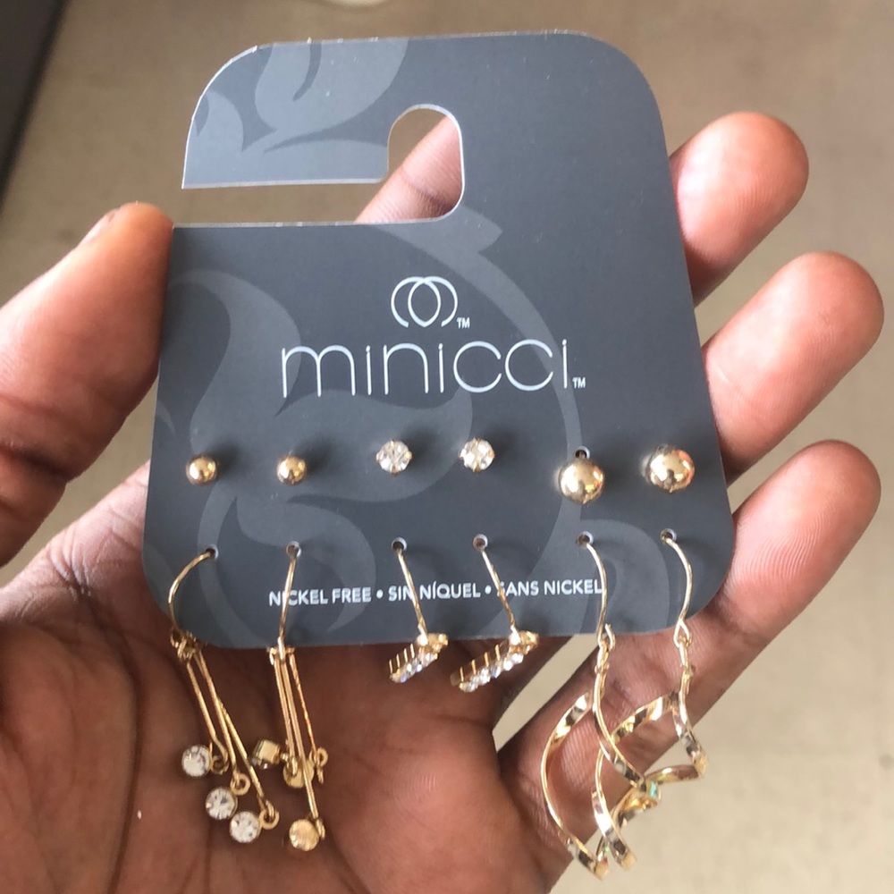 Earings